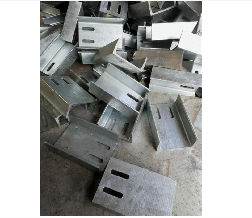 畹町河北槽钢连接件